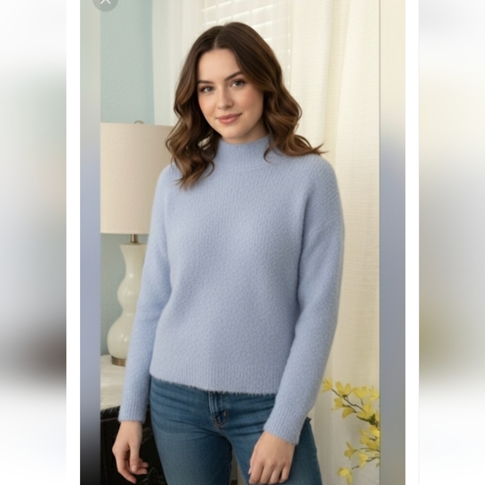 Marled Soft Comfy &cozy Sweater Size Small .